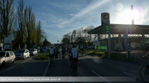 Radfahrer Tankstelle