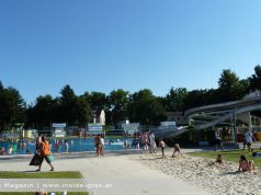 Hitze Sommer Schwimmbad