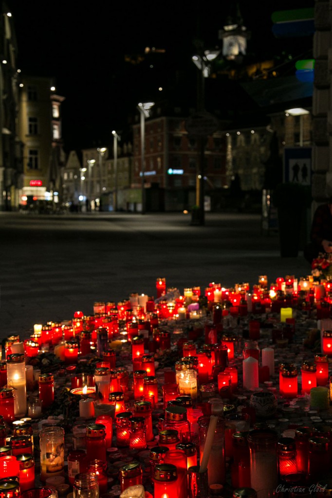 lichtermeer graz hauptplatz trauer amokfahrt