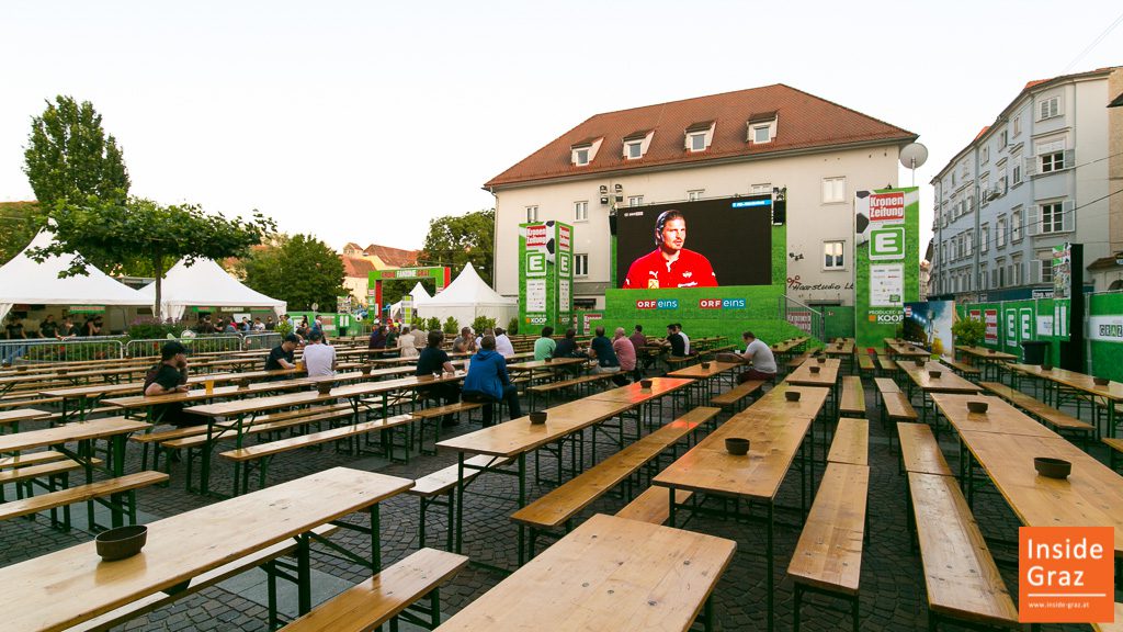 Public Viewing Mariahilferplatz