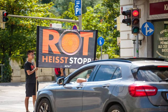 Rot Kreuzung Stop