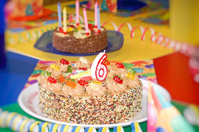 Kindergeburtstag feiern Torte