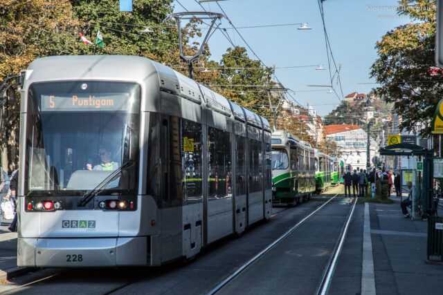 Summer in the City Straßenbahn