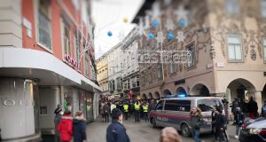 Polizei bei Demo Sporgasse