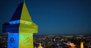 Graz Uhrturm in Ukraine Farbe