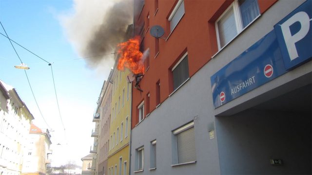 Feuer in einem Wohnhaus in Lend