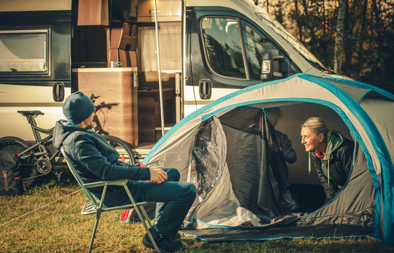 Camping für Anfänger: So gelingt der erste Wohnwagen-Urlaub, Leben &  Wissen