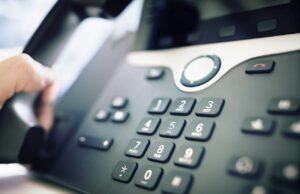 Polizei stoppt Telefonbetrug in Leoben Anruf Telefon