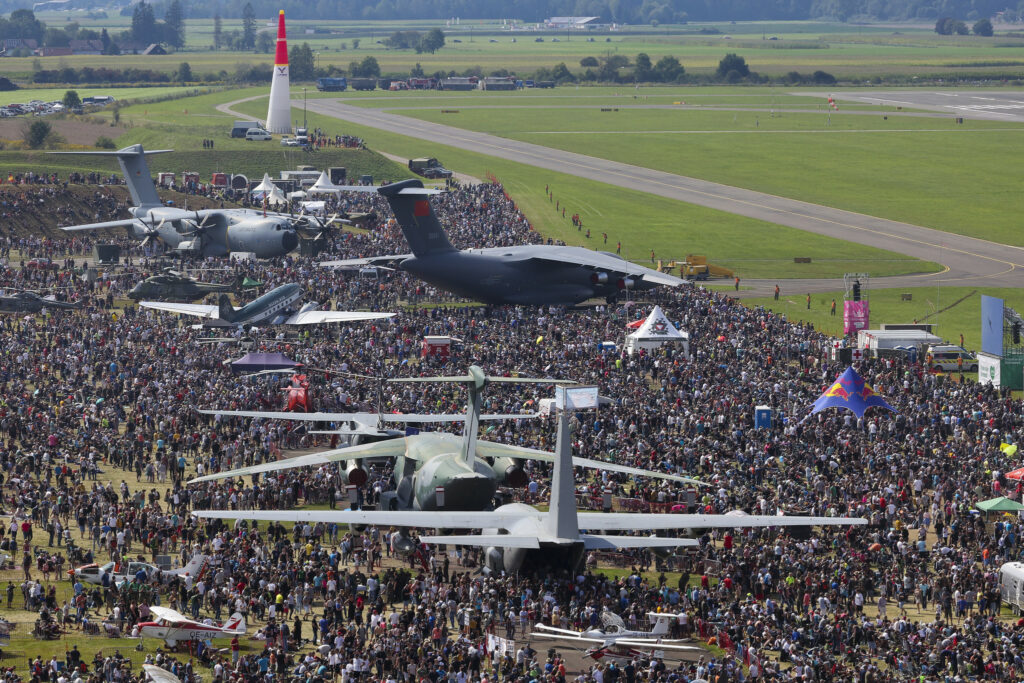 Hunderttausende Airpower Besucher am Samstag