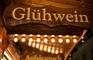Glühweinstand im Advent