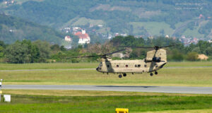 Chinook hebt ab