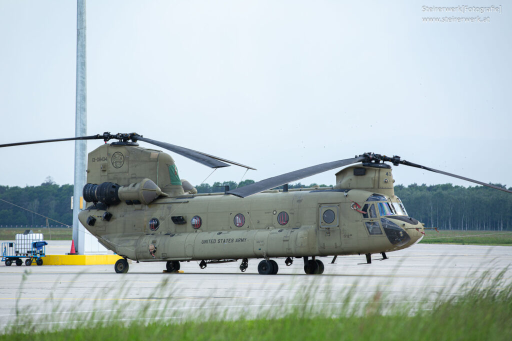 Chinook Helicopter in Austria