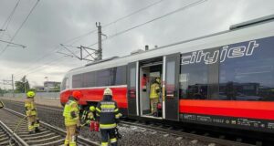 Triebwagen Feuer Feldkirchen