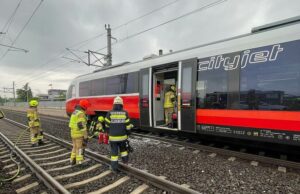 Triebwagen Feuer Feldkirchen