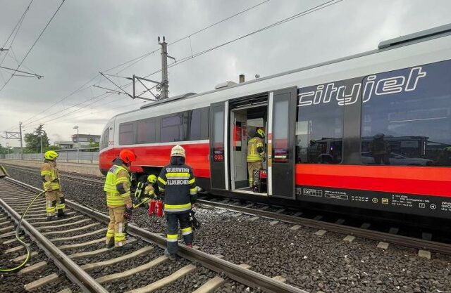 Triebwagen Feuer Feldkirchen