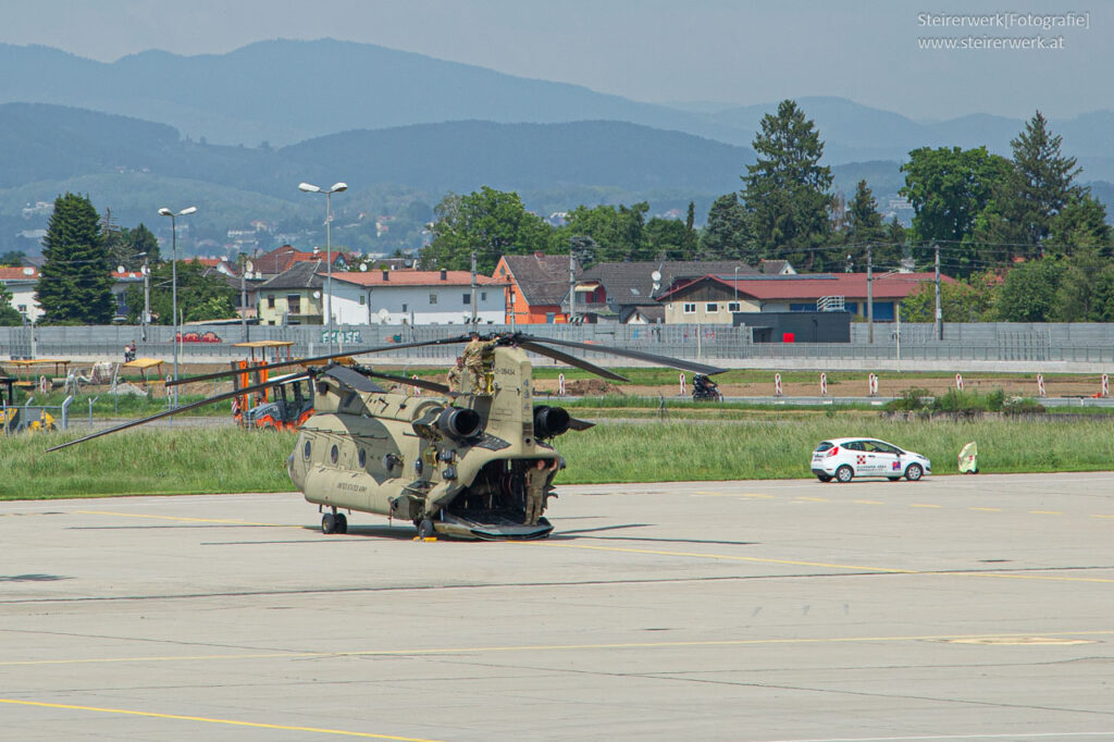 United States Army CH 47 Helicopter