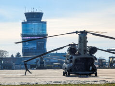 US Army Hubschrauber landet in Graz