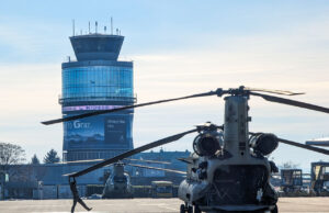 US Army Hubschrauber landet in Graz