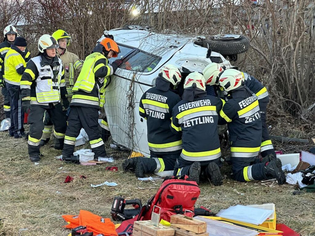 Autounfall auf der A9