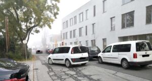 Verkehrschaos Schule Puntigam