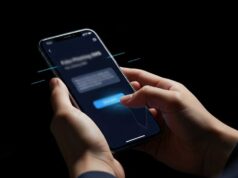 Fake-FinanzOnline-SMS und falscher Bankmitarbeiter – Betrüger erbeuten hohen Betrag Spmartphone Pishing Nachricht