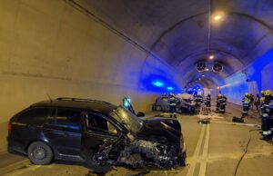 Frontalcrash im Himmelreichtunnel: Zwei Verletzte – Lenker stark alkoholisiert Unfall im Himmelreichtunnel