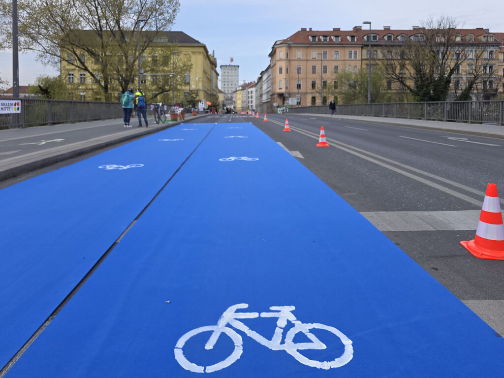 Keplerbrücke autofrei