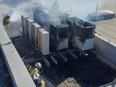 Brand auf Dach von Fachmarktzentrum am Weblinger Gürtel Brand einer Klimaanlage in Puntigam