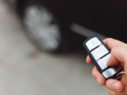 Mit Störsender unterwegs: Frau stahl Bargeld aus sieben Autos Auto Fernbedienung