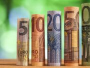 Trotz sinkender Inflation: Österreicher kaufen kaum mehr Banknoten