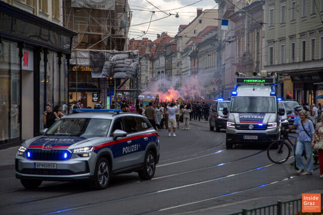 polizei-fenerbahce-fanmarsch-graz-8250