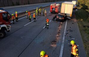 Tödlicher Unfall auf der A2: 24-Jähriger prallt gegen Sattelanhänger Tödlicher LKW-Unfall Autobahn graz-Ost